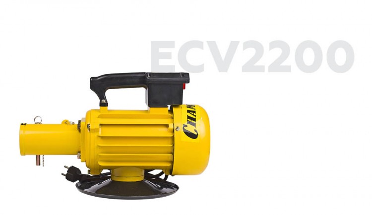 Вибратор глубинный электрический  CHAMPION ECV2200 (2,2кВт 16,8кг 4-6м)
