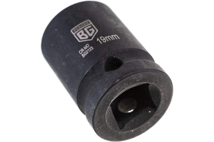 Головка торцевая ударная 1/2" 19мм BERGER